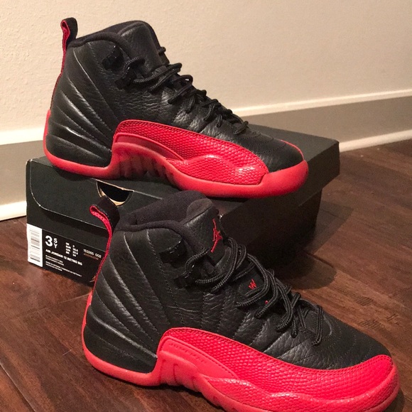 Retro Flu Game Jordan 12s - Picture 2 of 3